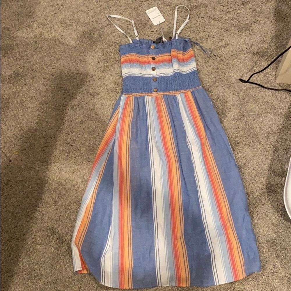 Selling a brand new sun dress!!